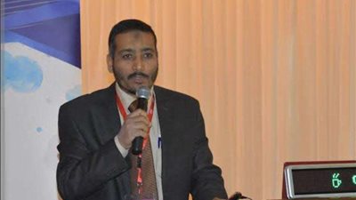 الزميل الصحفي أحمد أبو رية يتقدم بخالص الشكر وعظيم التقدير للأستاذ الدكتور عبد الرحيم عبد ربه