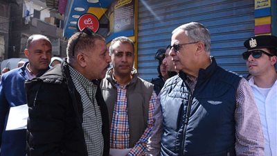 محافظ الإسكندرية يتحرك على الأرض.. لا تهاون مع المخالفين