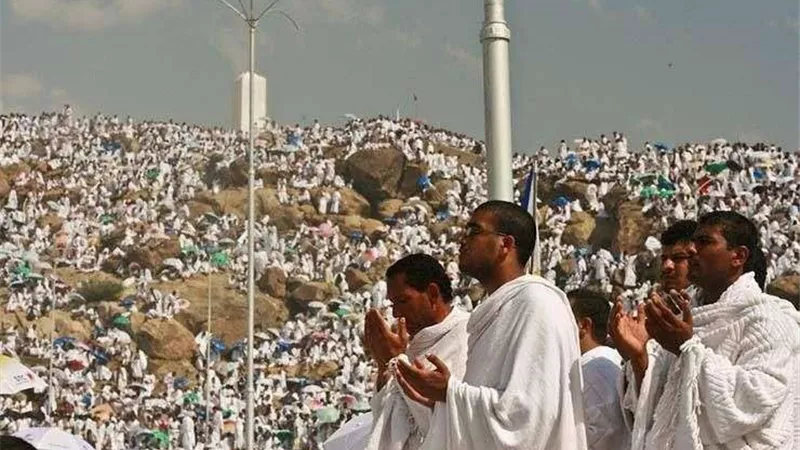 موعد وقفة عرفات وعيد الأضحى فلكيًا