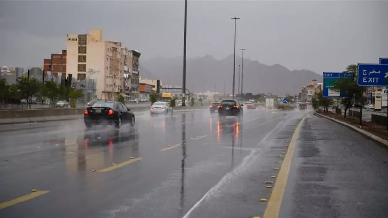 هطول أمطار خفيفة على بعض المناطق وتقلبات في الحالة الجوية