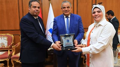 احتفالية تكريم أعضاء هيئة التدريس جامعة كفر الشيخ.. الأسباب والفعاليات
