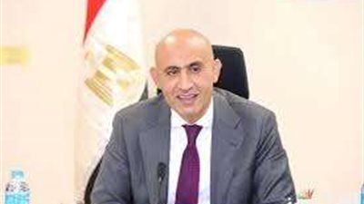 وزير التربية والتعليم يشيد بنظام 