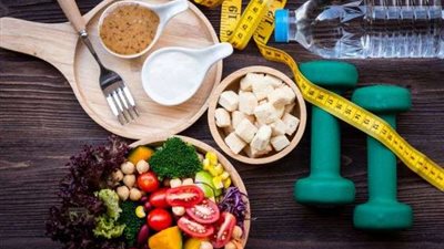 دراسة تكشف العلاقة بين النظام الغذائي والإصابات الرياضية لعدائي الجري