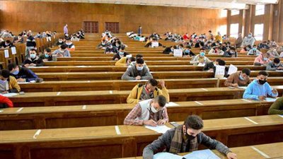 الجامعات تصدر تعليمات مهمة للطلاب بشأن امتحانات الفصل الدراسي الثاني