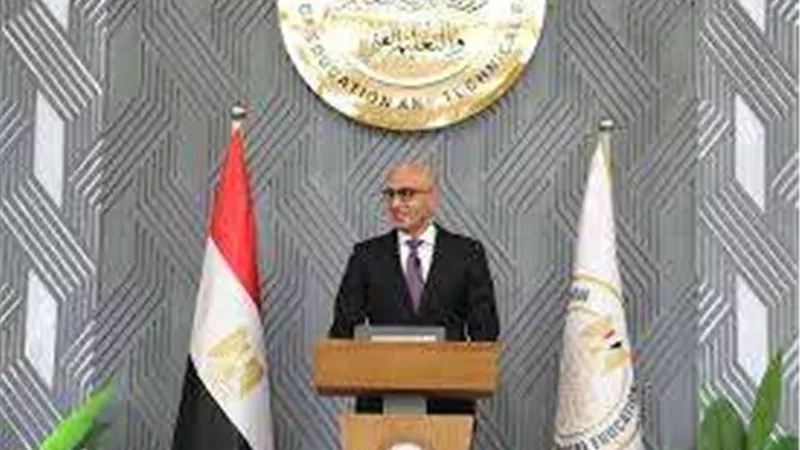 وزير التعليم يثمن على جهود الأزهر في تعزيز التعاون وتواصل الشباب