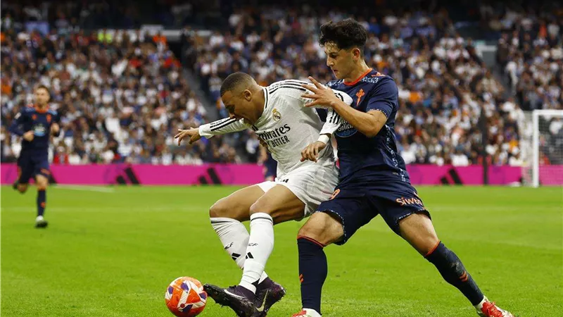 ريال مدريد يحبط ريمونتادا سيلتا فيجو ويستمر في مطاردة برشلونة على قمة الليجا