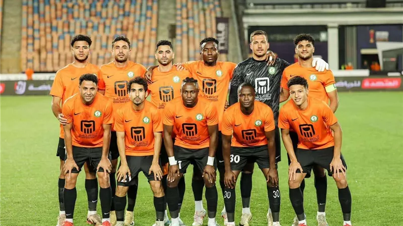بثنائية.. البنك الأهلي يخطف دفاعات بيراميدز في الشوط الأول