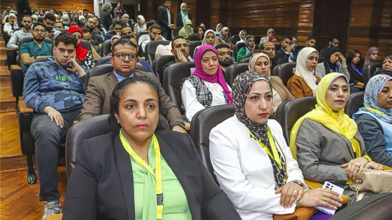 رئيس جامعة القاهرة: الذكاء الاصطناعي يمثل فرصة عظيمة لإعادة صياغة مستقبل الرعاية الصحية