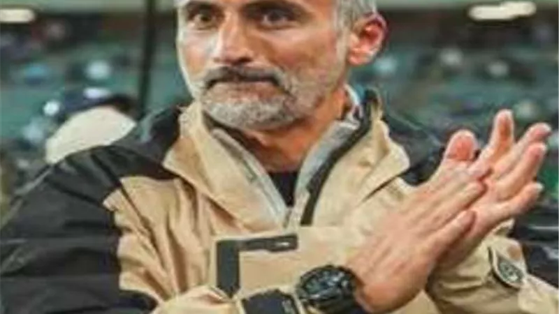 ريفيرو يصل لقيادة الأهلي فنيا بموافقة الشياطين الحمر