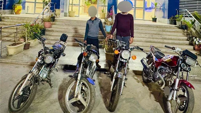 أمن القاهرة يضبط لصوص الدراجات والمجوهرات ويعيد المسروقات لأصحابها