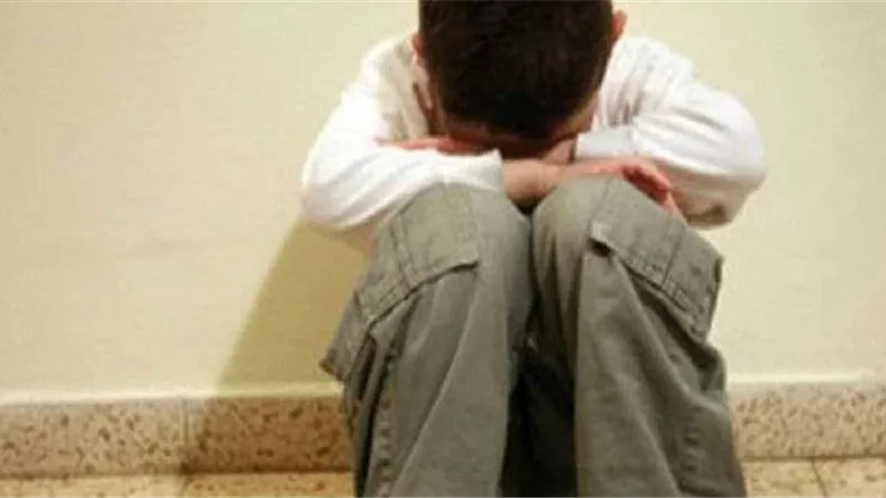 استدرجهم داخل الحمام .. القبض على خادم مسجد بتهمة هتك عرض 3 أطفال في مدينة نصر