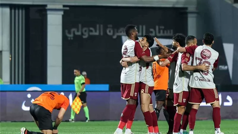 التاريخ يرجح كفة الأهلي أمام البنك قبل مباراة اليوم