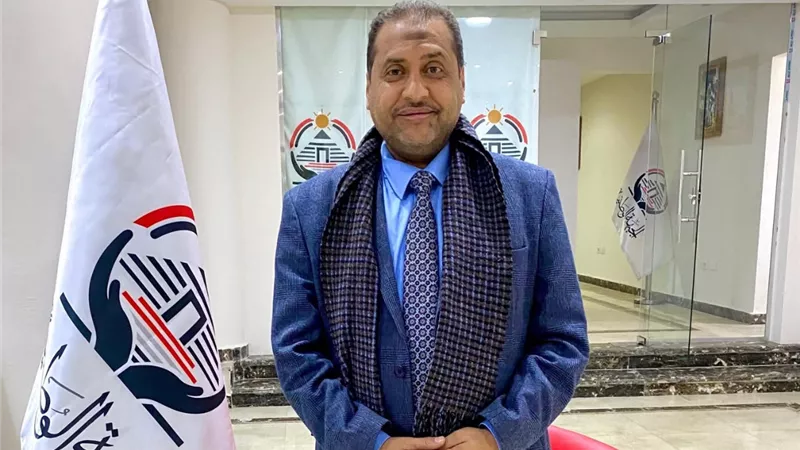 خاص .. قيادي بالجبهة الوطنية: الرئيس السيسي مهموم بأزمات المنطقة