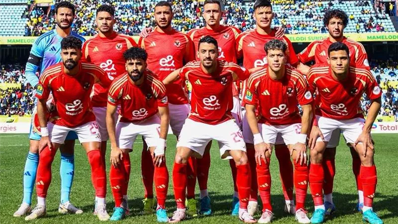 الأهلي يقترب من لقب الدوري المصري بعد اكتساح سيراميكا 1/0