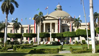 القاهرة تتصدر الجامعات المصرية وتحتل المرتبة 69 عالميًا في تصنيف التايمز