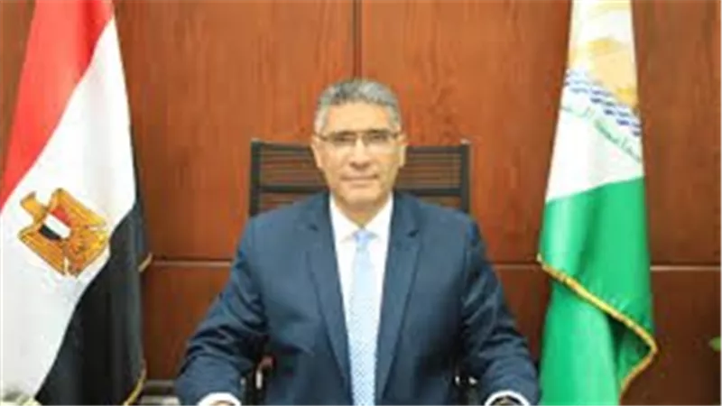 محافظ الجيزة يؤكد الاستمرار في مواجهة التعديات على الأراضي الزراعية