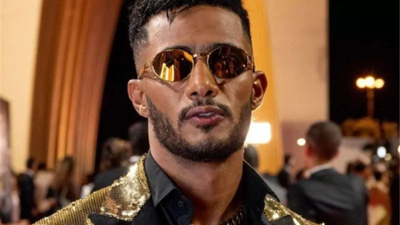 محمد رمضان يشوق جمهوره من كواليس فيلم أسد: «من أراد استطاع»