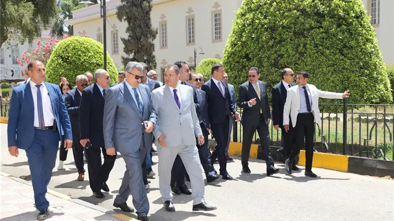وزير الزراعة ولجنتا النواب والشيوخ يتفقدون المتحف الزراعي بالدقي