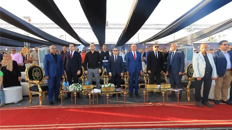 محافظ كفر الشيخ يشهد ختام مهرجان فرسان وطن ويكرم الفائزين