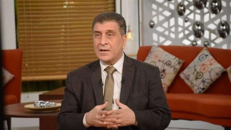 احمد رفعت كاتب ومحلل