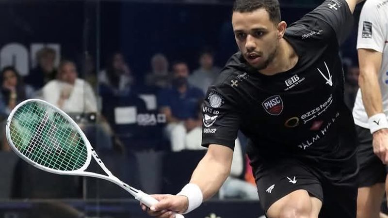 مصطفى عسل لاعب منتخب