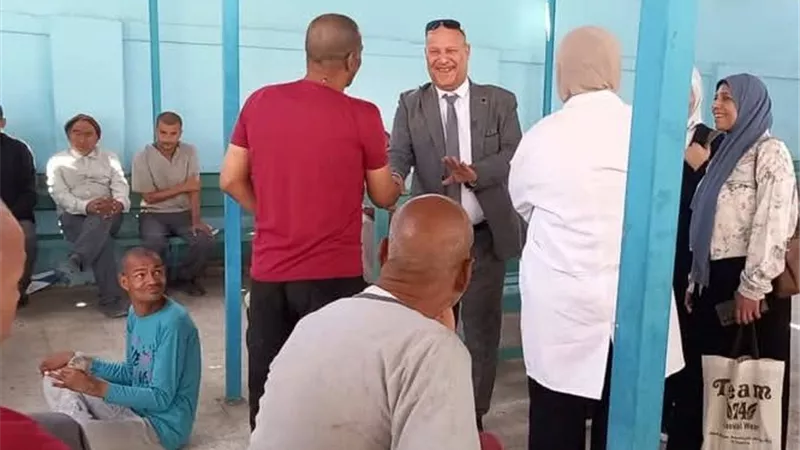 كيان شباب الوطن للريادة والتنمية بأسيوط ينظمون زيارة لدار الرعاية الإجتماعية للرجال
