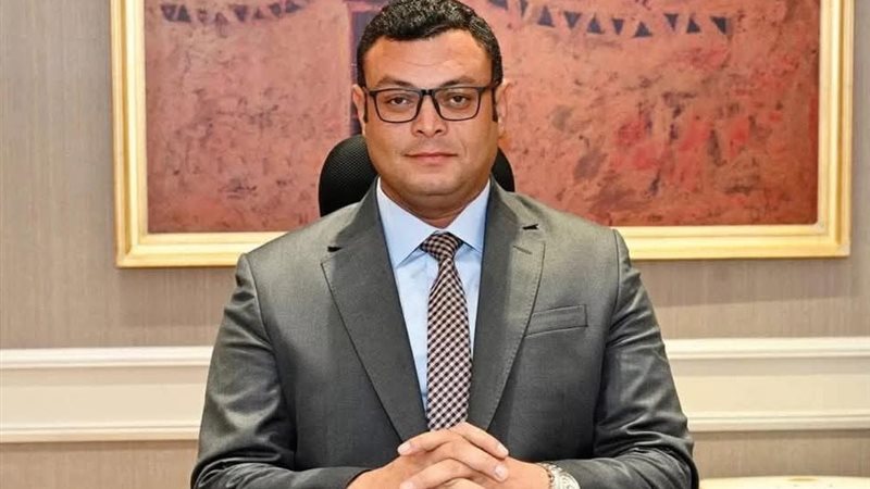 وزير الإسكان 