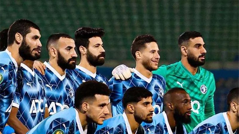 مروان حمدي يقود هجوم بيراميدز أمام سيراميكا في ختام الدوري