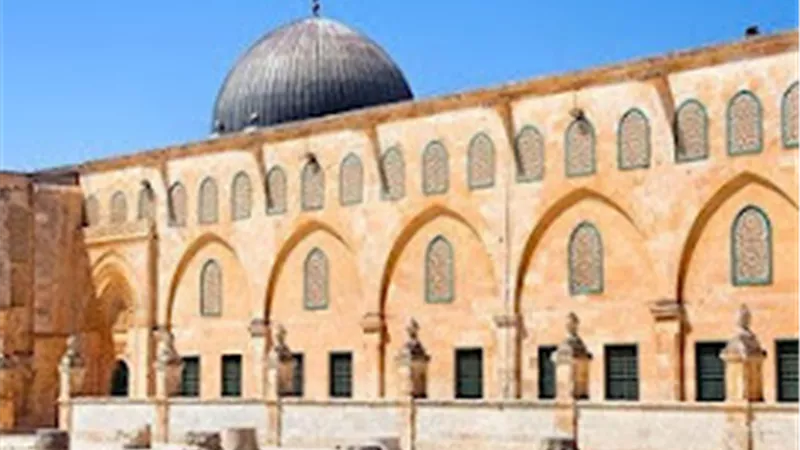 برلماني: أي محاولة للاعتداء على الأقصى ستجلب الفوضى للعالم 