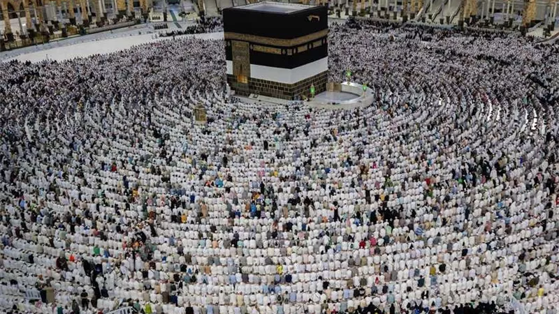 شروط الحج وأركانه وواجباته 2025 بالتفصيل.. دليل المسلم الكامل لأداء المناسك