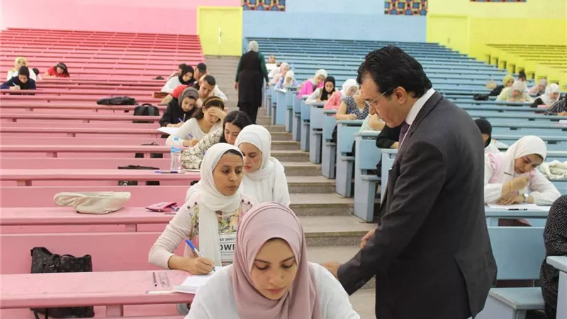 آداب عين شمس تكشف موعد إعلان نتائج امتحانات الترم الثاني 2025