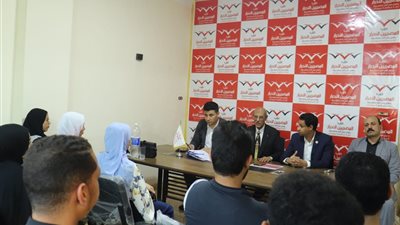حزب المصريين الأحرار بسوهاج ينظم صالون «الشباب والوعي الانتخابي»