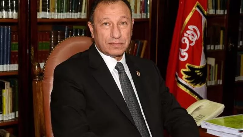 الفحوصات الطبية تؤجل سفر الخطيب مع بعثة الأهلي لأمريكا