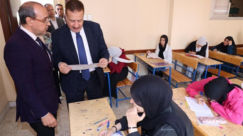 محافظ المنوفية اثناء