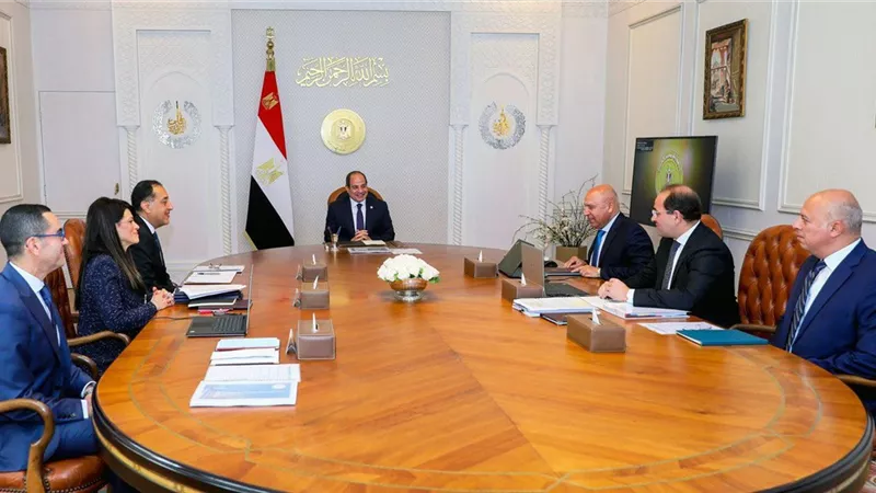 الرئيس السيسي يطلع على الخطوات التنفيذية لتعزيز تنافسية اقتصاد الدولة