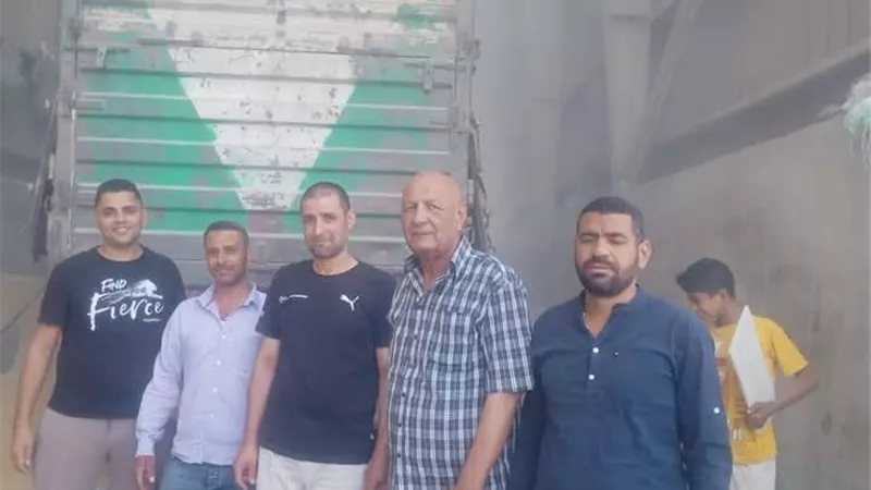 وكيل زراعة أسيوط يتابع توريد الأقماح بالصوامع