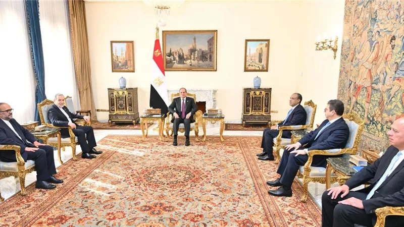 الرئيس السيسي يشدد على ضرورة وقف التصعيد تجنبًا لحرب إقليمية