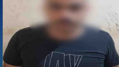 ضبط شخص انتحل صفة مسؤول حكومي لاستخراج رخصة قيادة لطالبة بالجيزة