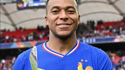 كيليان امبابي يحصد جائزة أفضل لاعب في مباراة فرنسا وألمانيا بدوري الأمم الأوروبية