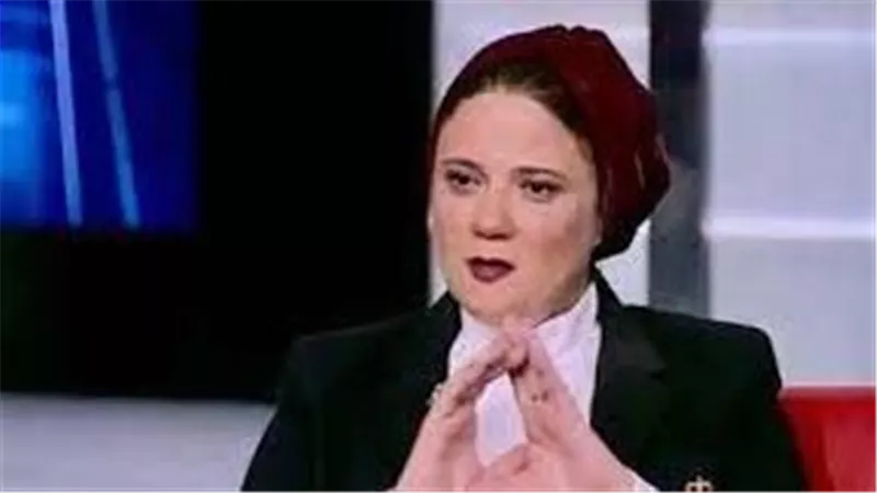 مؤسس ائتلاف أولياء أمور مصر تطالب بتخفيف المناهج الدراسية.. وإلغاء أعمال السنة