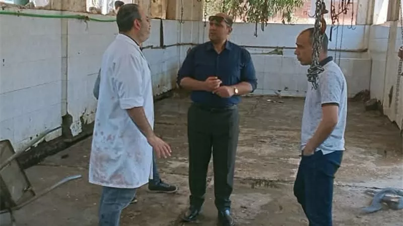  استعدادًا لعيد الأضحى.. رئيس مدينة دسوق يتفقد المجازر الحكومية