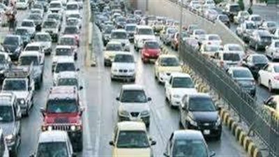 زحام مروري صباحي يضرب القاهرة والجيزة.. وإغلاقات بشارع الهرم 