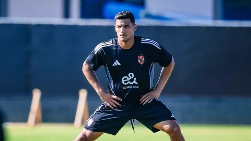 مصطفى العش أهلاوي.. الأحمر يفعل بند شراء اللاعب من زد «خاص»