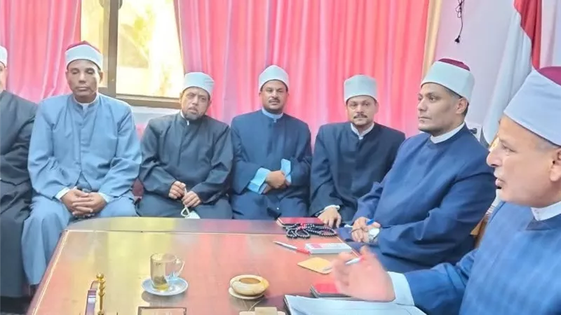 وكيل أوقاف كفر الشيخ يوجه بتكثيف الرقابة الميدانية والانضباط الدعوي والإداري
