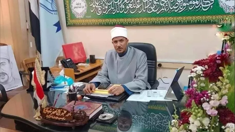 بعد إعلان النتيجة رسميًا.. رئيس منطقة كفر الشيخ الأزهرية يهنئ أوائل الشهادتين الابتدائية والإعدادية 