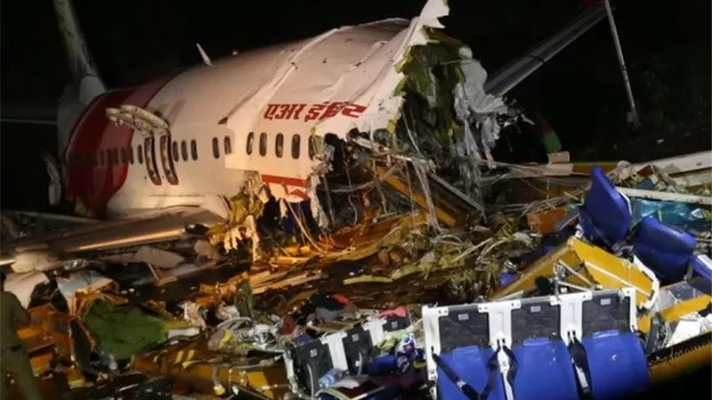 الخطوط الجوية الهندية: الرحلة 171 من أحمد أباد إلى لندن تعرضت لحادث 