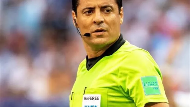رسميا الاتحاد الدولي يقرر إسناد تحكيم أولى مباريات الأهلي بالمونديال لـ«فغاني»