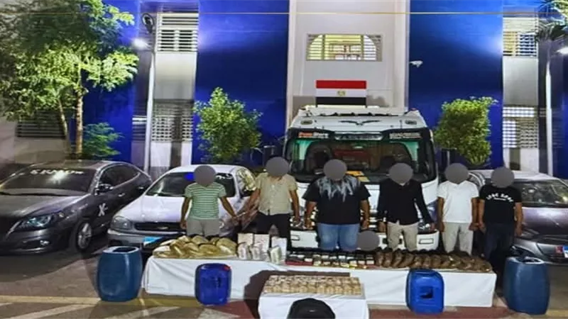  مصرع عنصرين خطيرين وضبط مخدرات بـ62 مليون جنيه.. تفاصيل