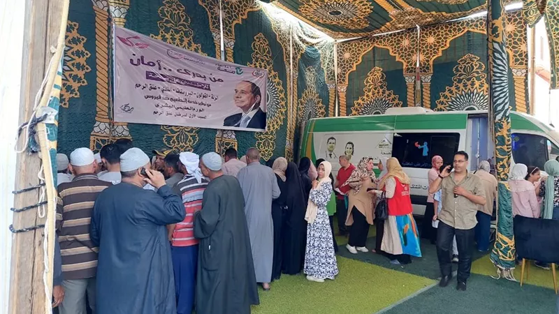 رئيس مدينة دسوق يتابع حملة «من بدري أمان» بمستشفى دسوق العام