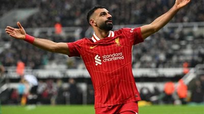 محمد صلاح على رأس تشكيل ليفربول أمام كريستال بالاس بكأس الدرع الخيرية